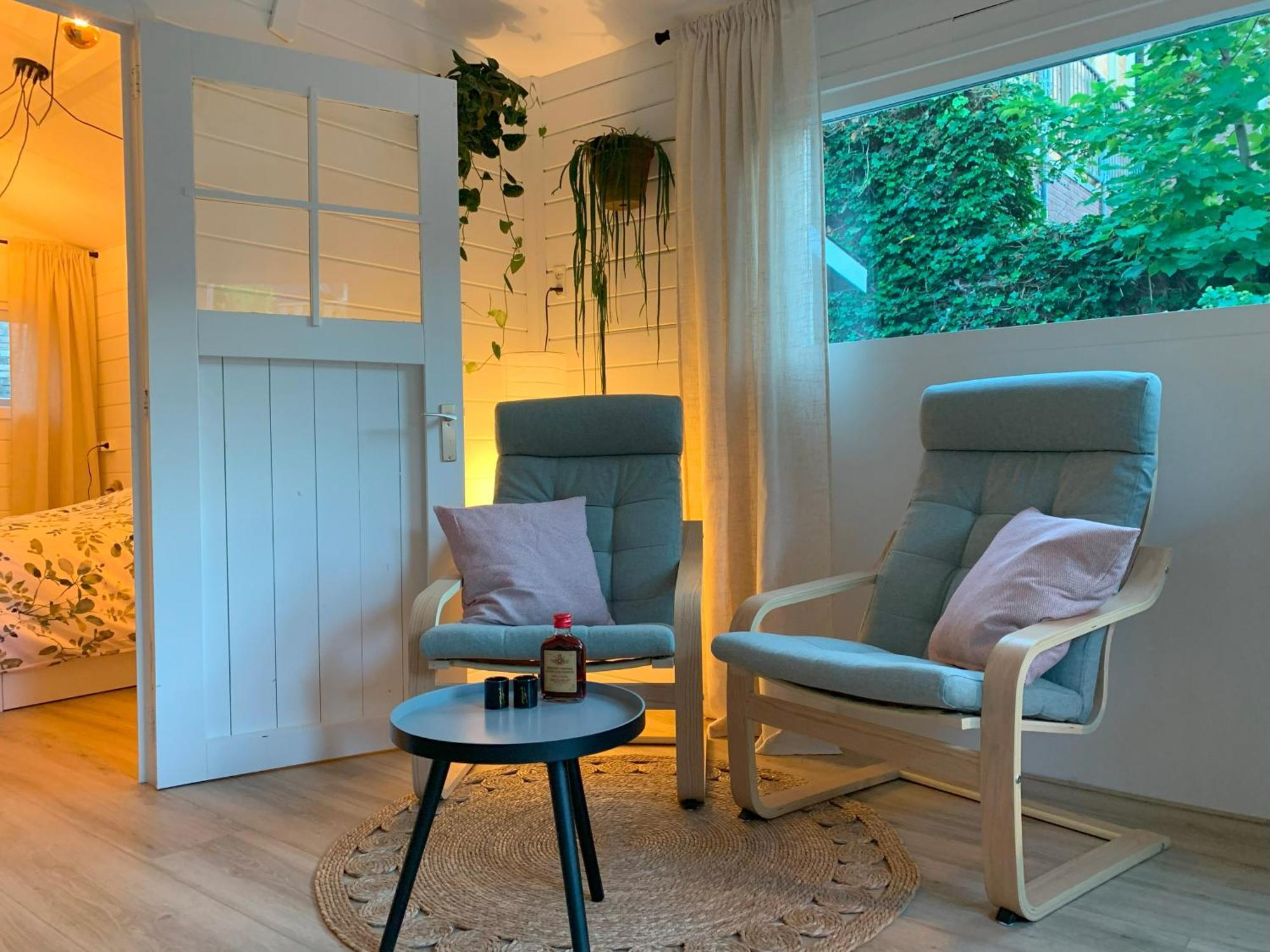 Tiny House Tussen De Grachten Sneek Exterior foto